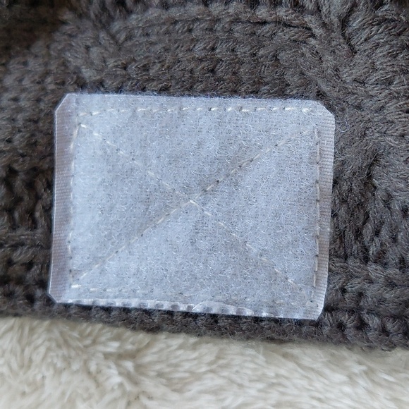 Huggle Hounds Cable Knit Dog Jacket - L - Picture 7 of 13